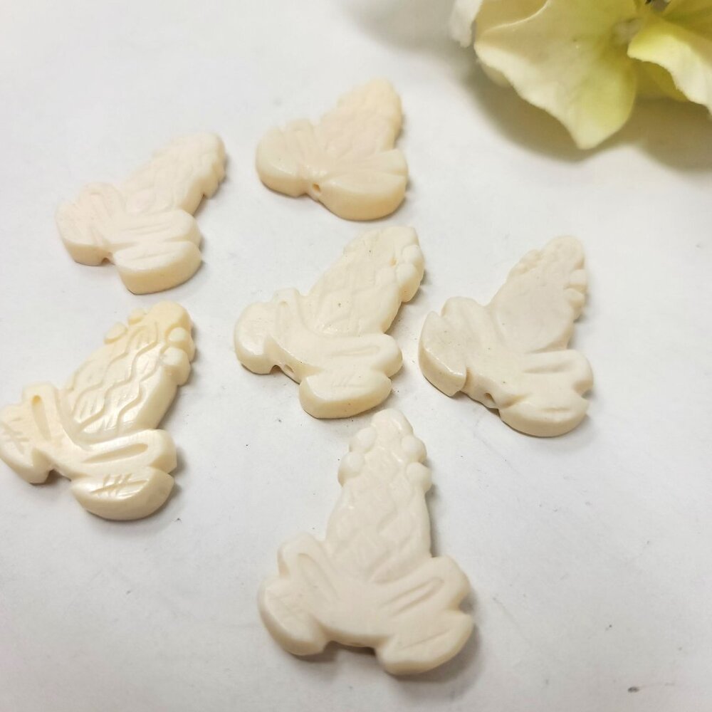 Genuine Bone Frog Beads Loose Beads Cream Carved 6 pcs  30 x 23 mm - Picture 2 of 5